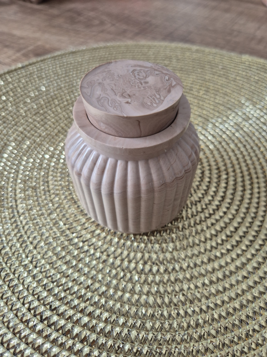 Pot cannelé